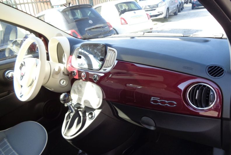 FIAT 500 1.0 HYBRID LOUNGE